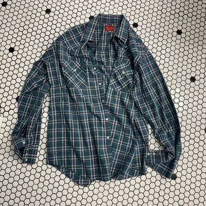 plains pearl snap vintage Blue Plaid Shirt size large